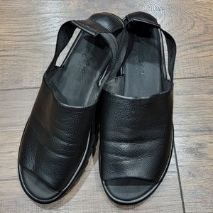 Skechers Womens Jigsawed - Playtime Black Sandals Size 8